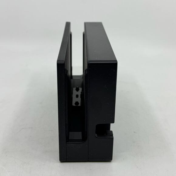 NINTENDO SWITCH HAC-001 LCD Screen, Charger, & Controller Bundle - Picture 8 of 14